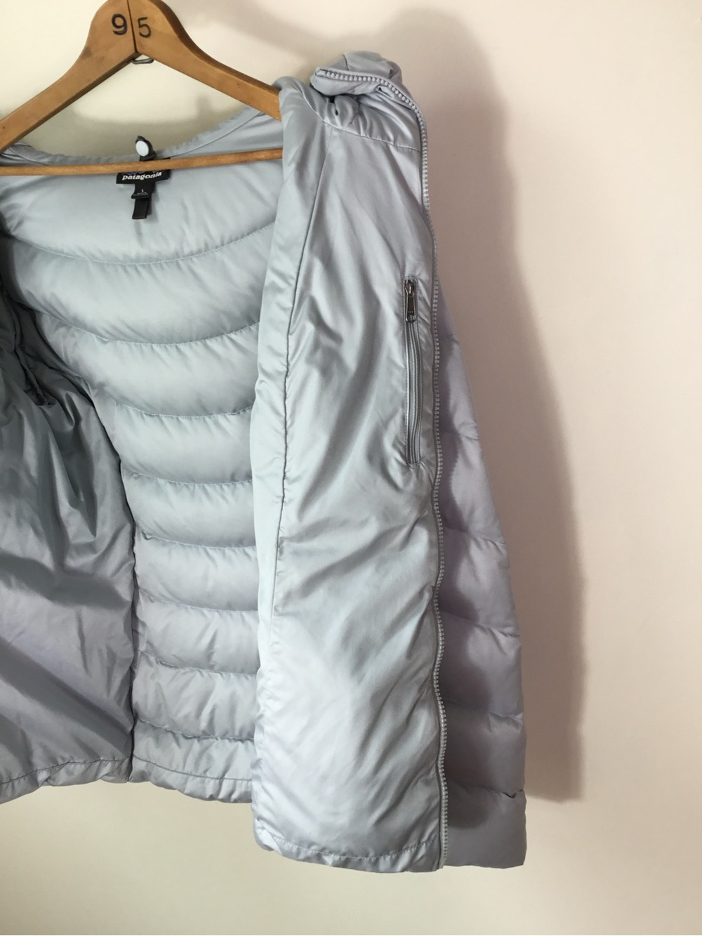 Patagonia Women’s Gray Downtown Loft 600 Down Water Repellent Coat Size L - Picture 8 of 9